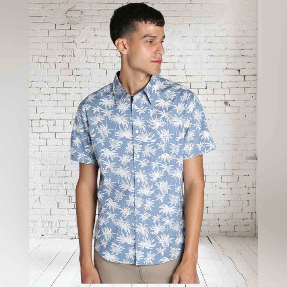 Stretch Short Sleeve Palm Tree Shirt NWT | Tropical Print Tee Various Sizes - Picture 2 of 5